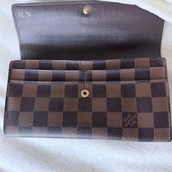 Louis Vuitton Damier Ebene Sarah Wallet - Picture 3 of 6